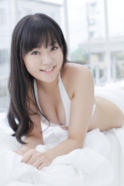 ssni-497新任美脚女教师